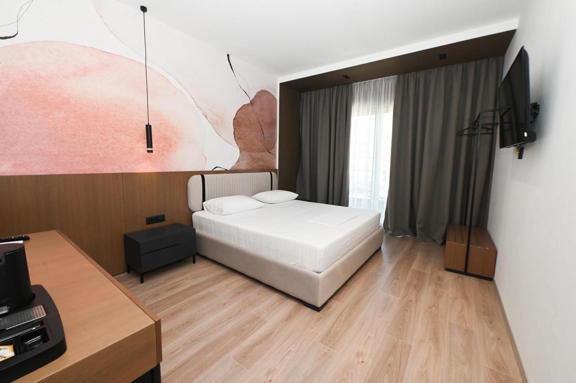 Monun 4* Ksamil